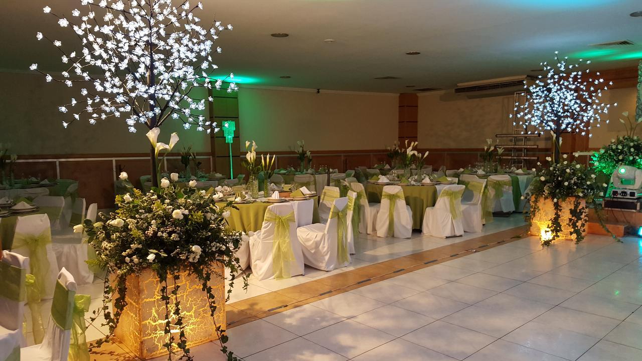 Hotel Madrid Minatitlan Exterior photo